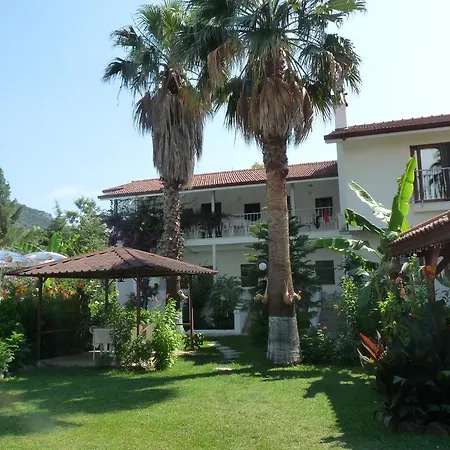 Bed & Breakfast Garden *